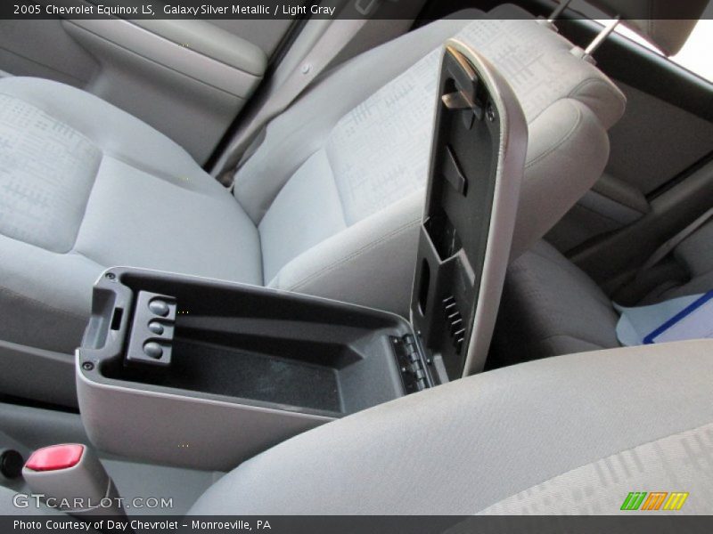 Galaxy Silver Metallic / Light Gray 2005 Chevrolet Equinox LS