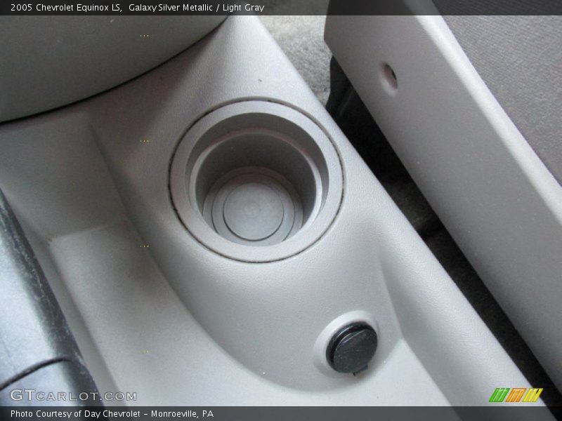 Galaxy Silver Metallic / Light Gray 2005 Chevrolet Equinox LS