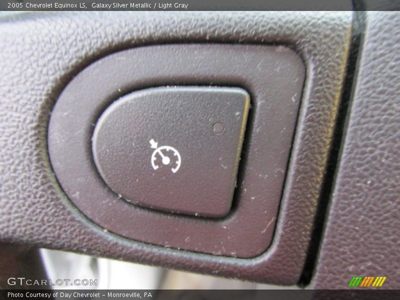 Galaxy Silver Metallic / Light Gray 2005 Chevrolet Equinox LS