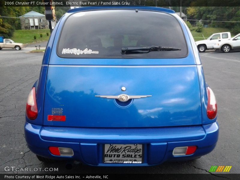 Electric Blue Pearl / Pastel Slate Gray 2006 Chrysler PT Cruiser Limited