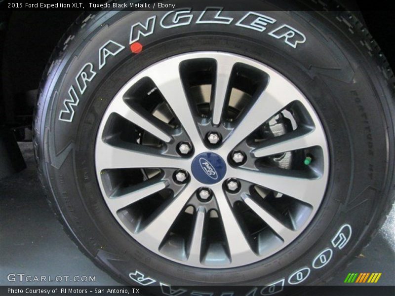 Tuxedo Black Metallic / Ebony 2015 Ford Expedition XLT