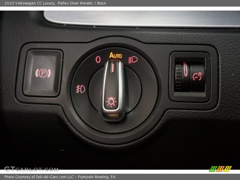 Reflex Silver Metallic / Black 2010 Volkswagen CC Luxury