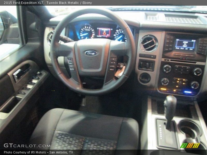 Tuxedo Black Metallic / Ebony 2015 Ford Expedition XLT