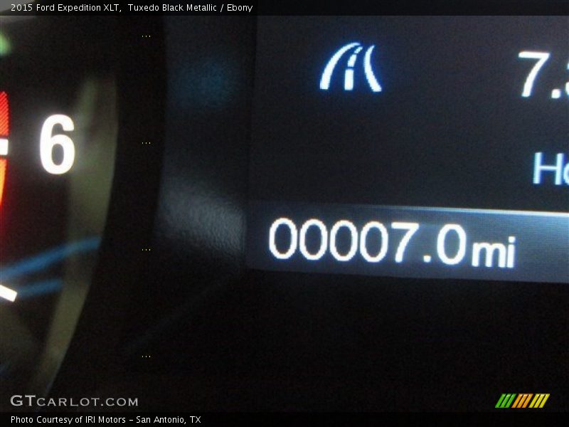 Tuxedo Black Metallic / Ebony 2015 Ford Expedition XLT
