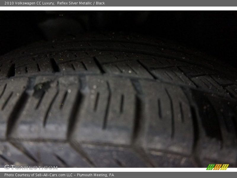 Reflex Silver Metallic / Black 2010 Volkswagen CC Luxury