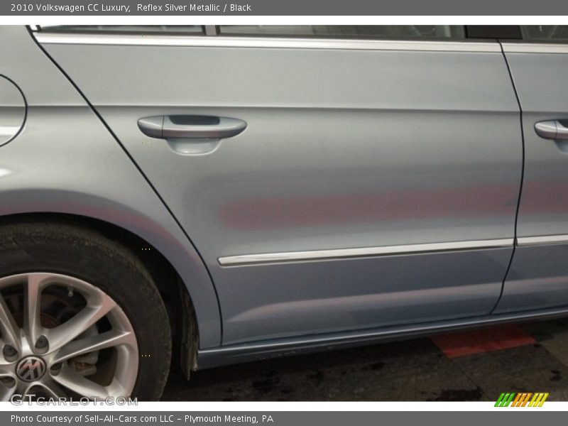Reflex Silver Metallic / Black 2010 Volkswagen CC Luxury