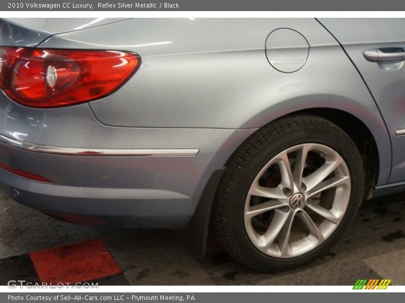 Reflex Silver Metallic / Black 2010 Volkswagen CC Luxury