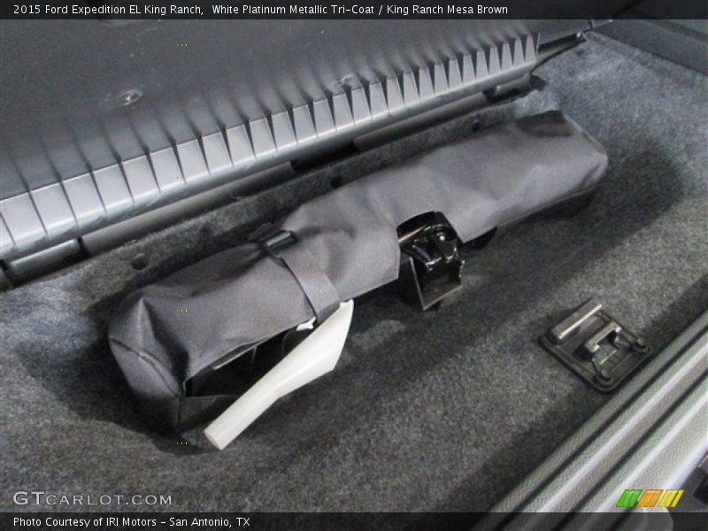 White Platinum Metallic Tri-Coat / King Ranch Mesa Brown 2015 Ford Expedition EL King Ranch