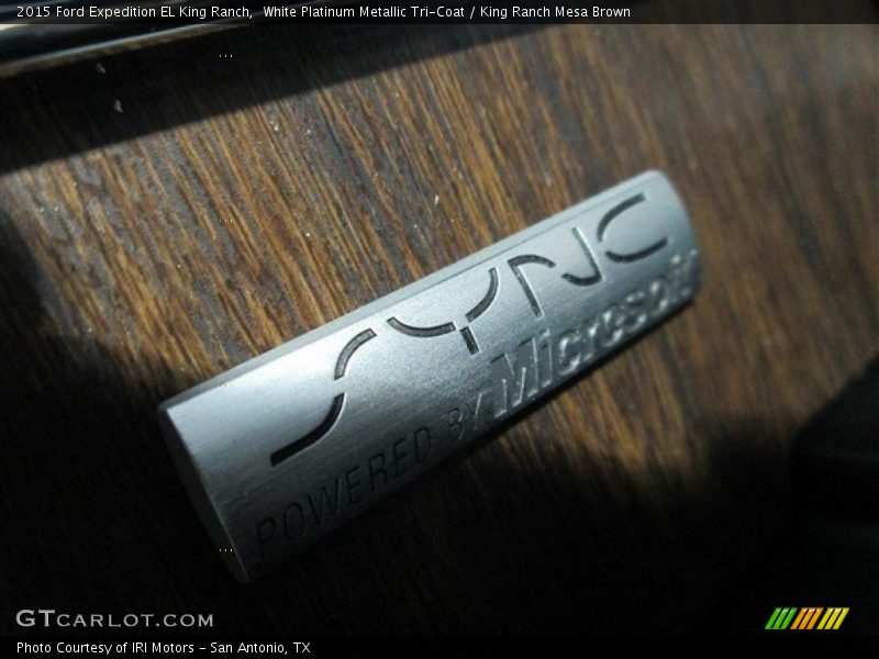 White Platinum Metallic Tri-Coat / King Ranch Mesa Brown 2015 Ford Expedition EL King Ranch