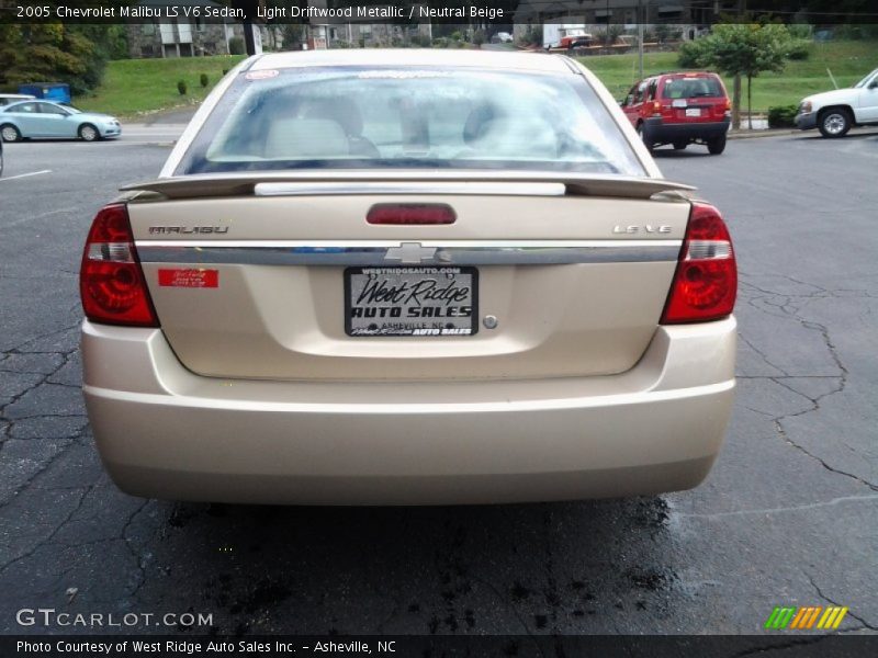 Light Driftwood Metallic / Neutral Beige 2005 Chevrolet Malibu LS V6 Sedan