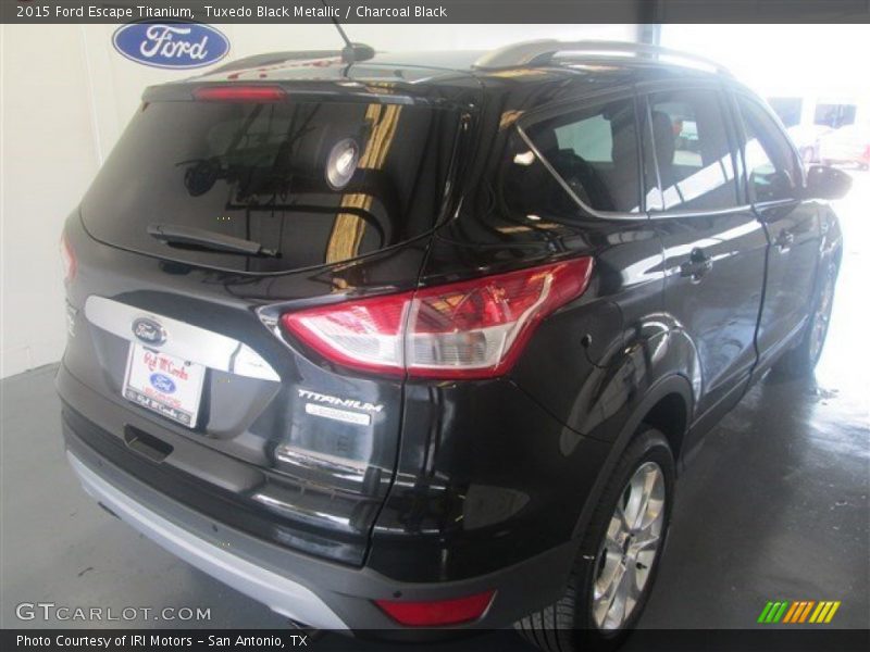 Tuxedo Black Metallic / Charcoal Black 2015 Ford Escape Titanium