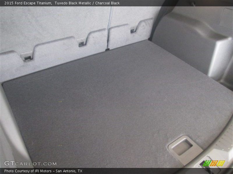 Tuxedo Black Metallic / Charcoal Black 2015 Ford Escape Titanium
