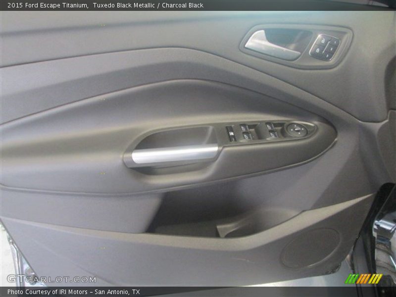 Tuxedo Black Metallic / Charcoal Black 2015 Ford Escape Titanium