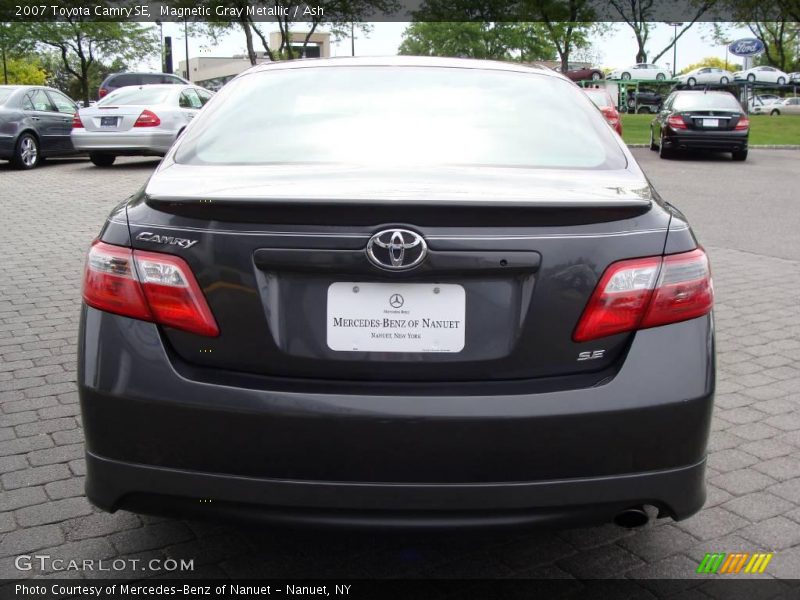 Magnetic Gray Metallic / Ash 2007 Toyota Camry SE