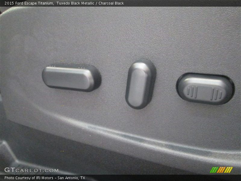 Tuxedo Black Metallic / Charcoal Black 2015 Ford Escape Titanium