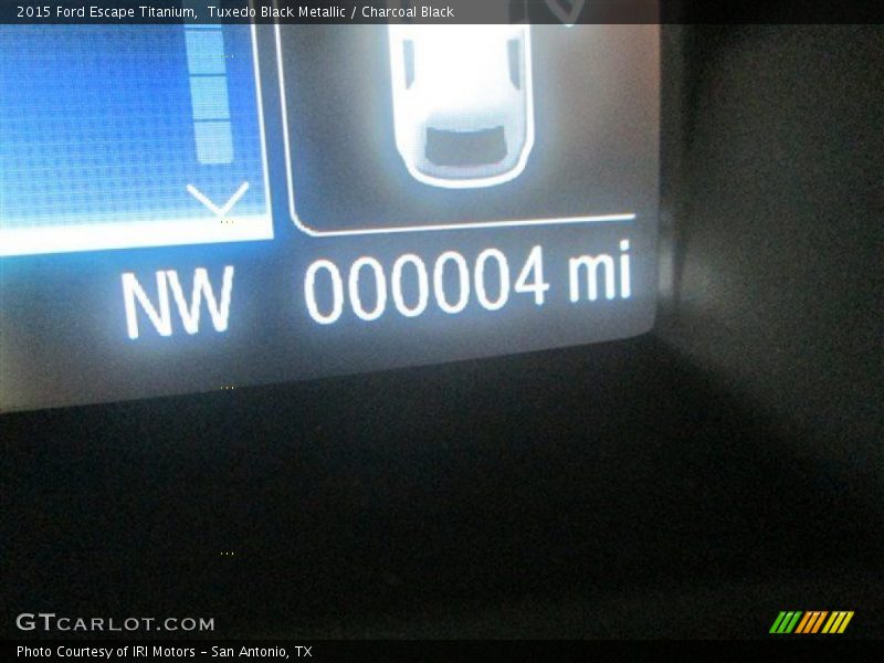 Tuxedo Black Metallic / Charcoal Black 2015 Ford Escape Titanium