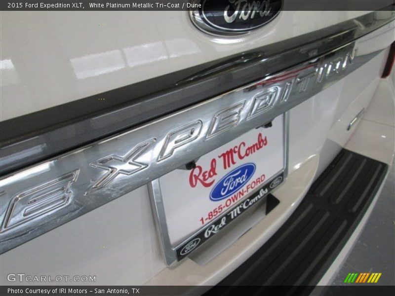 White Platinum Metallic Tri-Coat / Dune 2015 Ford Expedition XLT