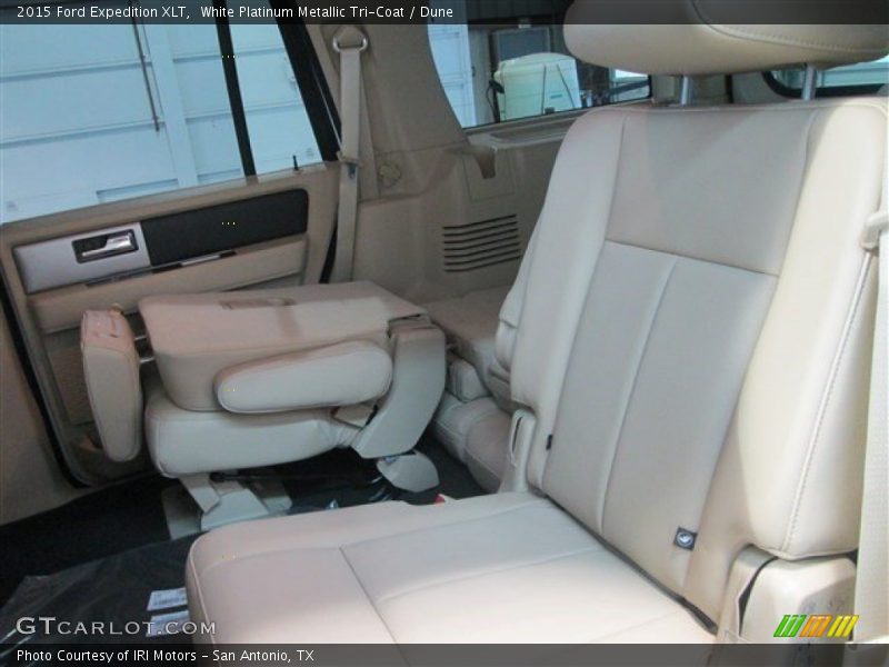 White Platinum Metallic Tri-Coat / Dune 2015 Ford Expedition XLT