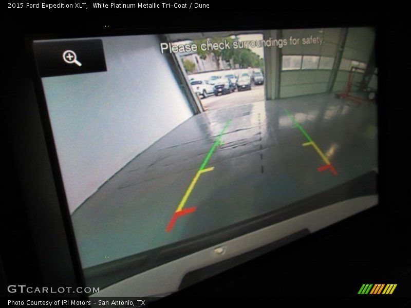 White Platinum Metallic Tri-Coat / Dune 2015 Ford Expedition XLT