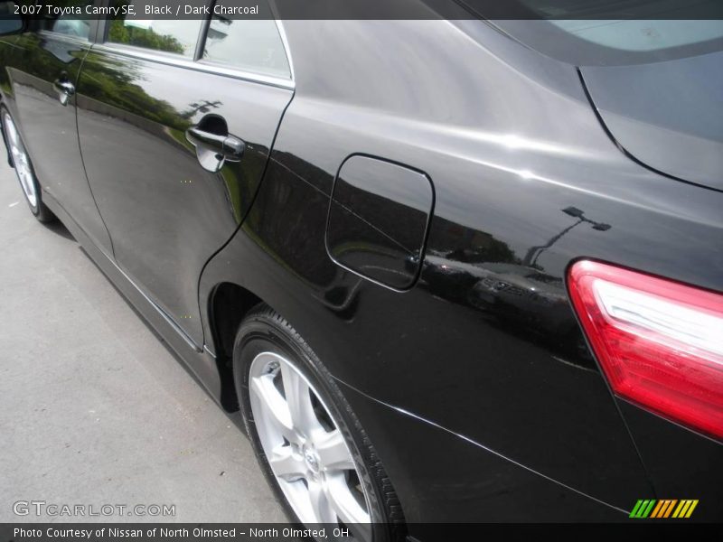 Black / Dark Charcoal 2007 Toyota Camry SE