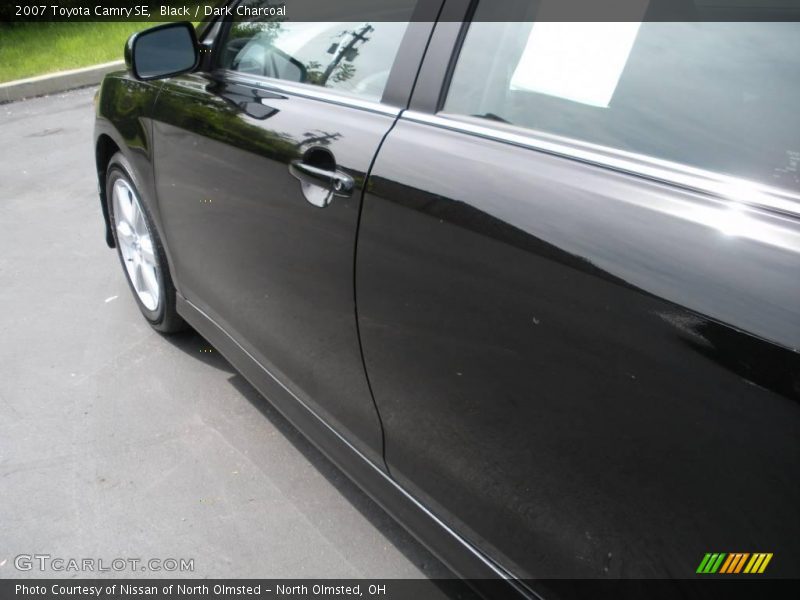 Black / Dark Charcoal 2007 Toyota Camry SE
