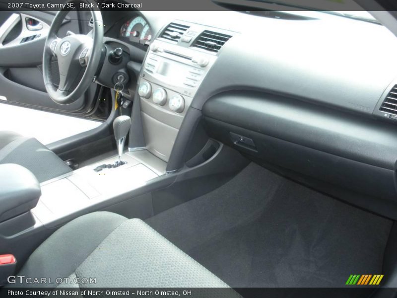 Black / Dark Charcoal 2007 Toyota Camry SE