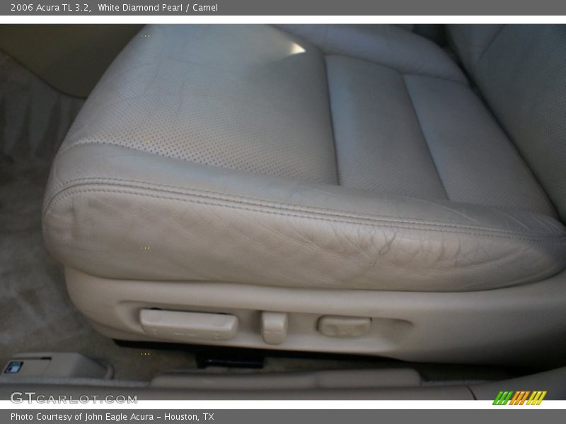 White Diamond Pearl / Camel 2006 Acura TL 3.2
