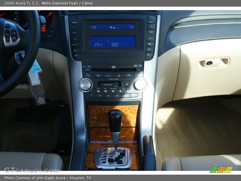 White Diamond Pearl / Camel 2006 Acura TL 3.2