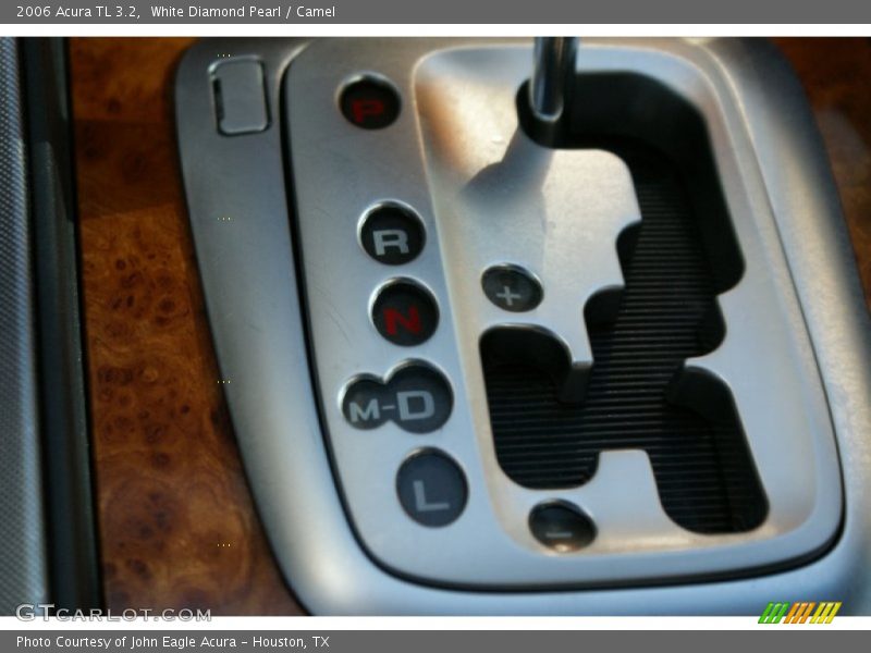 White Diamond Pearl / Camel 2006 Acura TL 3.2