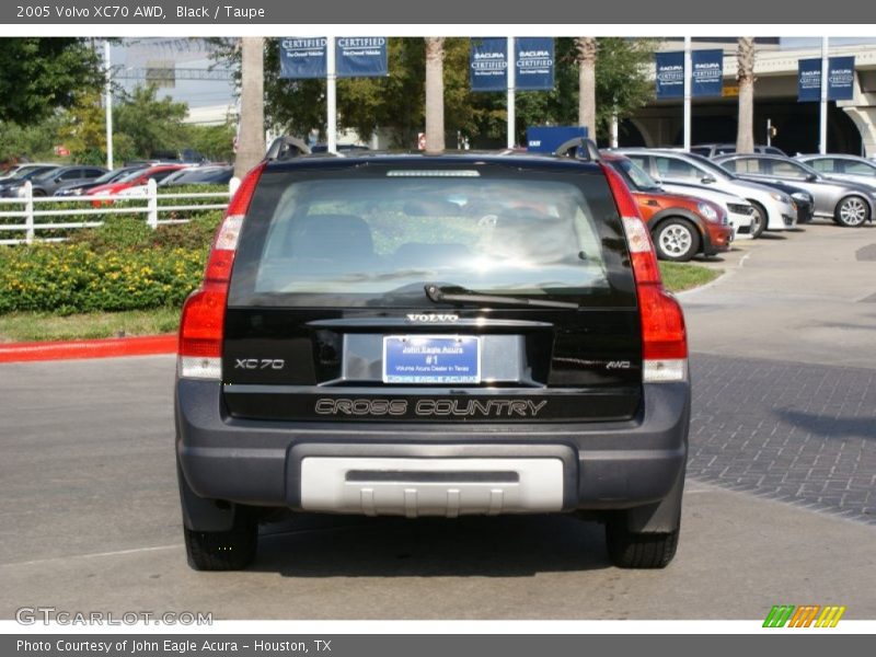 Black / Taupe 2005 Volvo XC70 AWD