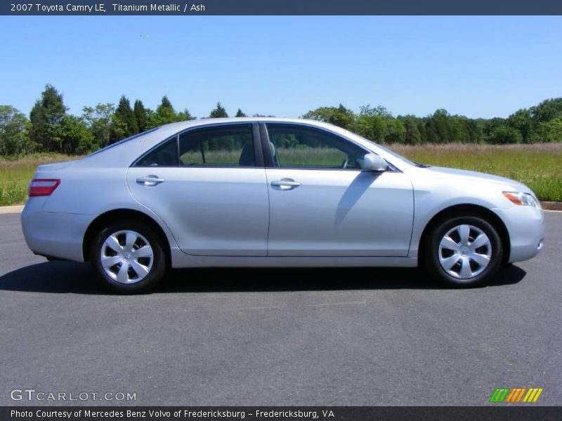 Titanium Metallic / Ash 2007 Toyota Camry LE