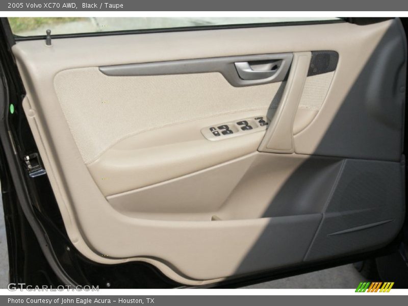 Black / Taupe 2005 Volvo XC70 AWD