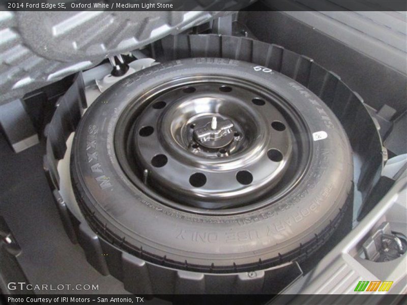 Oxford White / Medium Light Stone 2014 Ford Edge SE