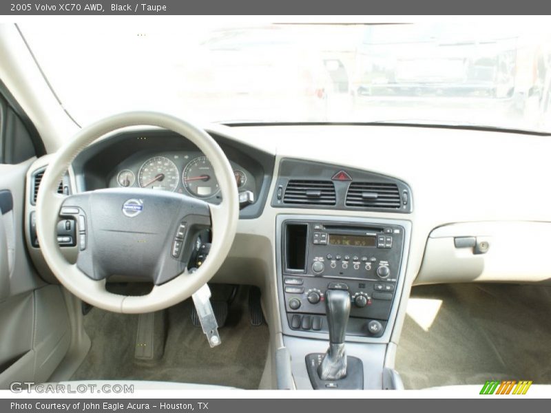 Black / Taupe 2005 Volvo XC70 AWD