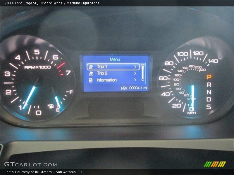 Oxford White / Medium Light Stone 2014 Ford Edge SE