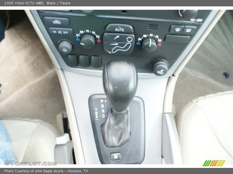 Black / Taupe 2005 Volvo XC70 AWD