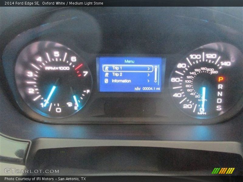Oxford White / Medium Light Stone 2014 Ford Edge SE