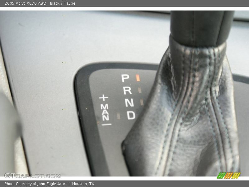 Black / Taupe 2005 Volvo XC70 AWD