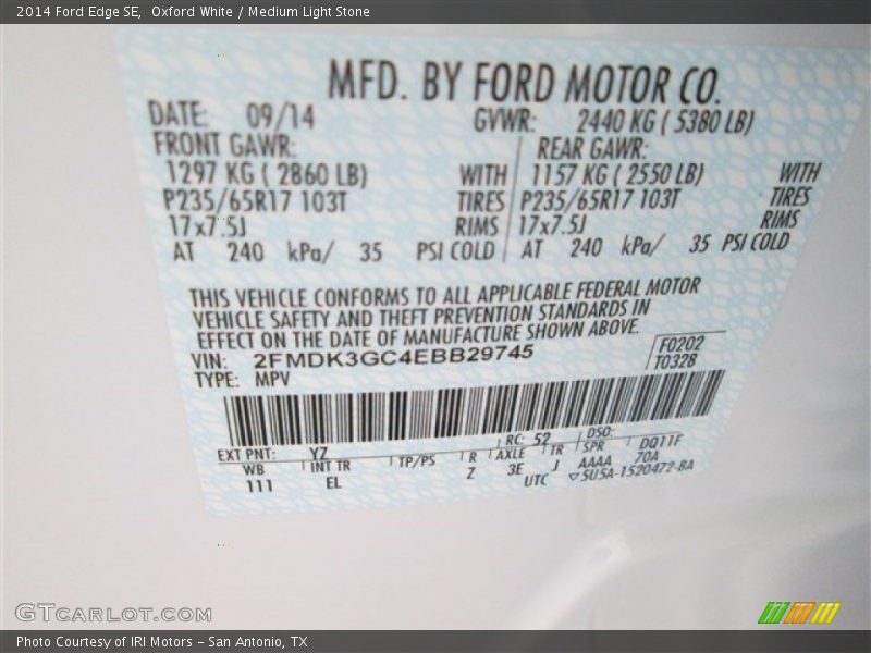 Oxford White / Medium Light Stone 2014 Ford Edge SE