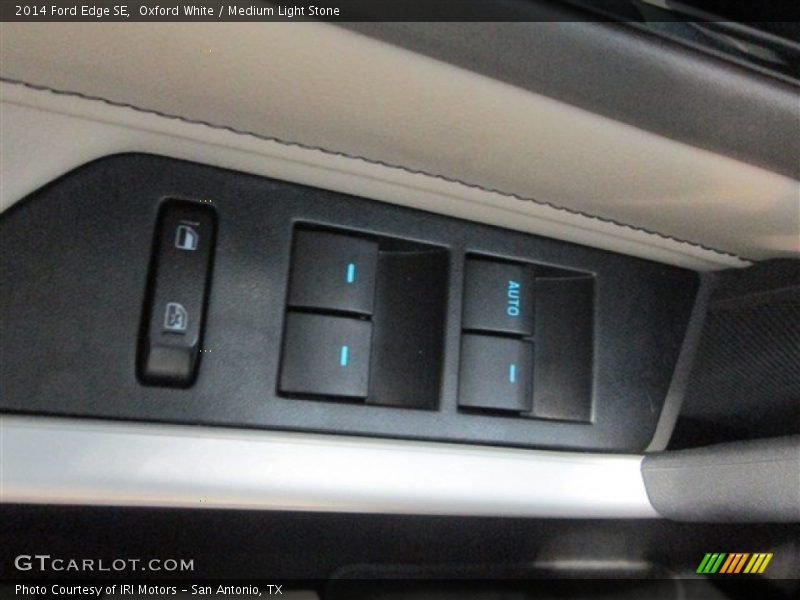 Oxford White / Medium Light Stone 2014 Ford Edge SE