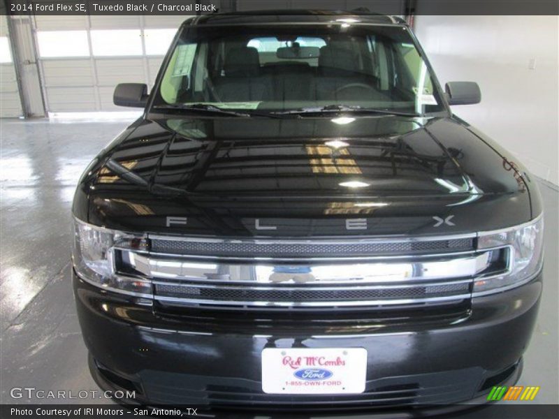 Tuxedo Black / Charcoal Black 2014 Ford Flex SE