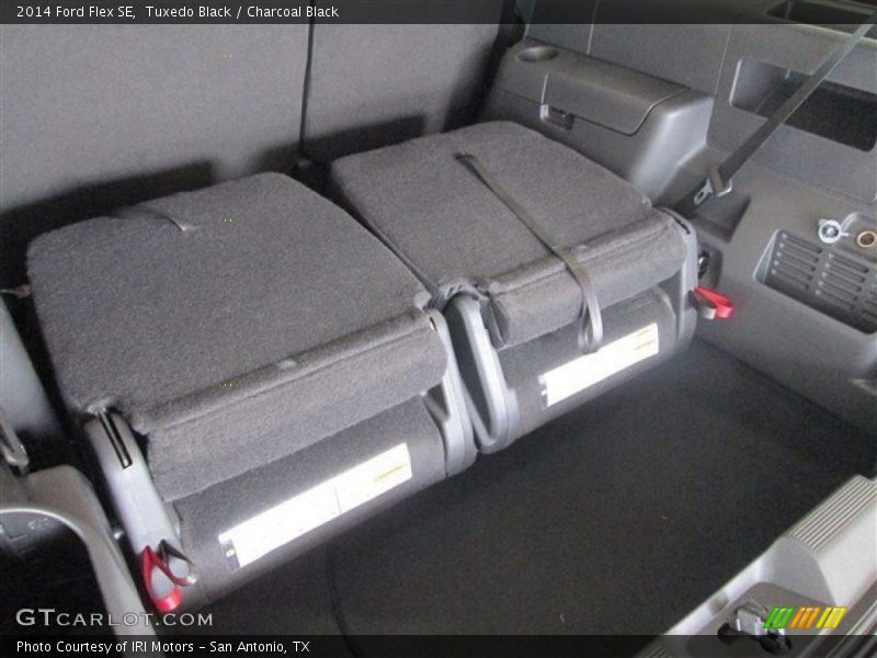 Tuxedo Black / Charcoal Black 2014 Ford Flex SE
