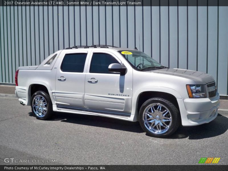 Summit White / Dark Titanium/Light Titanium 2007 Chevrolet Avalanche LTZ 4WD