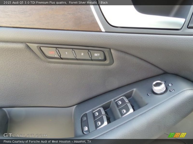 Florett Silver Metallic / Black 2015 Audi Q5 3.0 TDI Premium Plus quattro