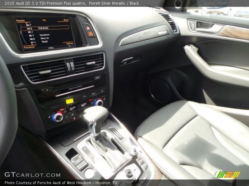 Florett Silver Metallic / Black 2015 Audi Q5 3.0 TDI Premium Plus quattro