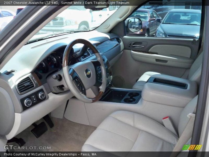 Summit White / Dark Titanium/Light Titanium 2007 Chevrolet Avalanche LTZ 4WD