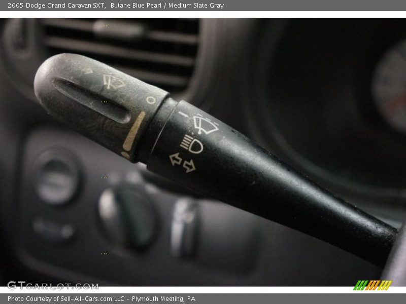 Butane Blue Pearl / Medium Slate Gray 2005 Dodge Grand Caravan SXT