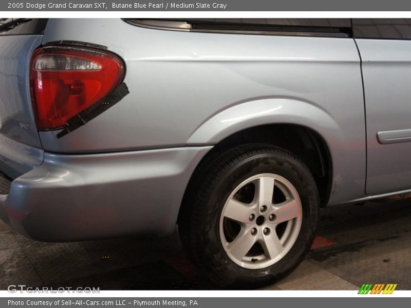 Butane Blue Pearl / Medium Slate Gray 2005 Dodge Grand Caravan SXT