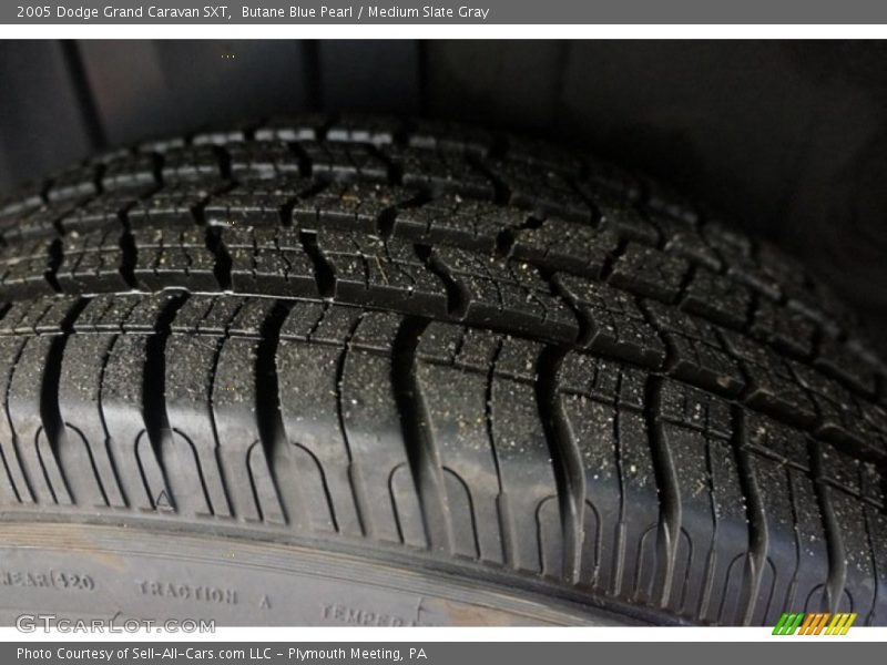 Butane Blue Pearl / Medium Slate Gray 2005 Dodge Grand Caravan SXT