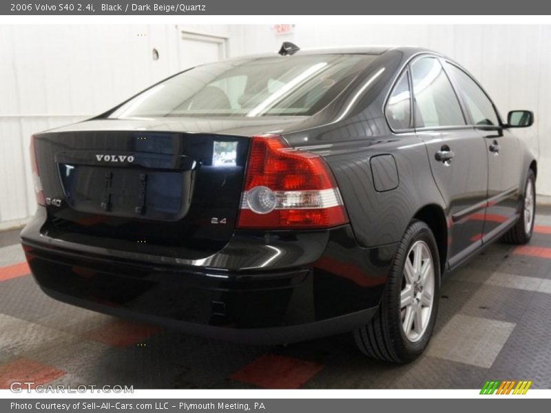 Black / Dark Beige/Quartz 2006 Volvo S40 2.4i